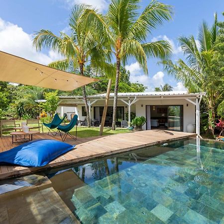 Charming 3-Bedroom Villa With Pool In Гранд Байе Екстериор снимка