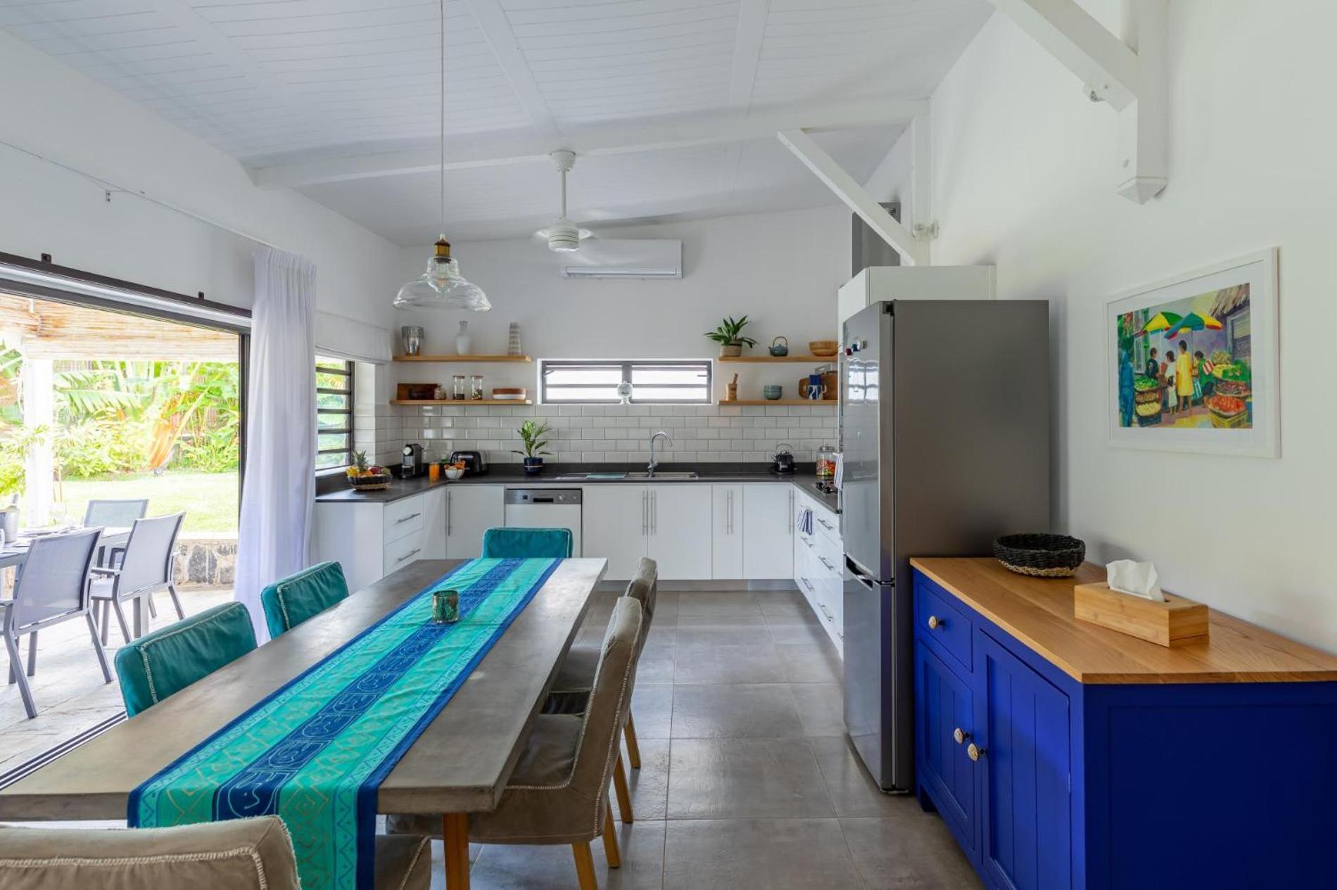 Charming 3-Bedroom Villa With Pool In Гранд Байе Екстериор снимка